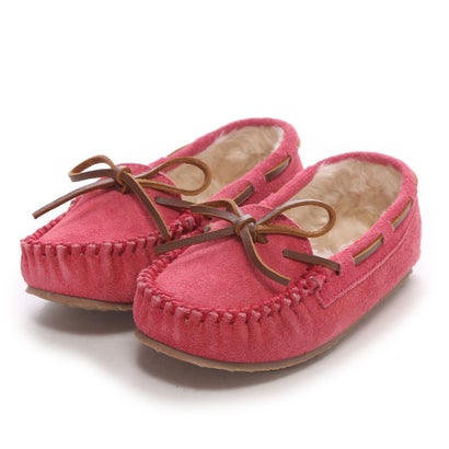 ミネトンカ MINNETONKA CASSIE SLIPPER（Hot Pink）