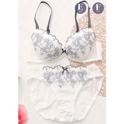 パリーゼ Palissee 【EFカップ】ふんわりフラワーレース 3/4カップブラ&ショーツ【返品不可商品】 (オフホワイト)