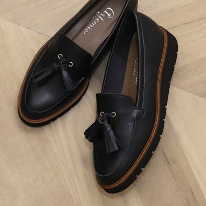 アルテミス バイ ダイアナ artemis by DIANA 軽量厚底タッセルローファー (黒人工スムース)