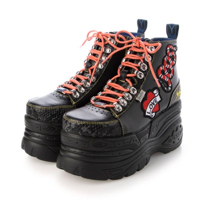 ヨースケ YOSUKE ワッペン付き厚底スニーカー （ブラックマルチ）のサムネイル