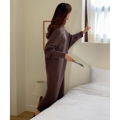 ヴィータフェリーチェ VitaFelice プチハイネックニットワンピース (BROWN)