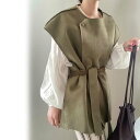 ラウアー LAUIR ベルト付きくるみボタンフェイクムートンベスト (カーキ)