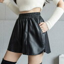PUレザー ショートパンツ レディース