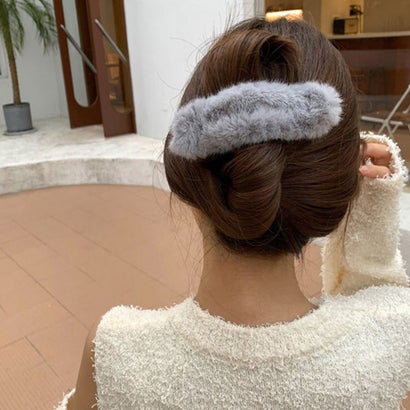 ショッピングゴー shoppinggo もこもこヘアピン 大きめ ヘアクリップ かわいい オシャレ 髪飾り 上品 パーティー飾り 韓国風 （グレー）