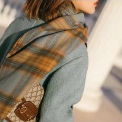 トミエコ Tomieco ブルーを基調としたチェック柄マフラー 軽量で使い易いアイテムです （BLUE/CHECK）(4)