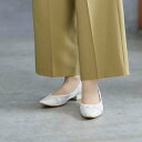 モード エ ジャコモ カリーノ MODE ET JACOMO carino チュールスクエアフラットパンプス (アイボリー)