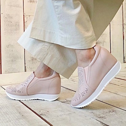 ブランブルー blanc/bleu 【本革】キラキラ☆ラインストーン サッと履ける スリッポン インヒールアップ..