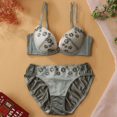 パリーゼ Palissee 【EFカップ】フラワーレースレースストラッピー 3/4カップブラ&ショーツ 【返品不可商品】 (カーキ)
