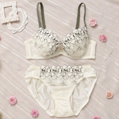 パリーゼ Palissee 【EFカップ】レディローズ 3/4カップブラ&ショーツ 【返品不可商品】 (アイボリー)