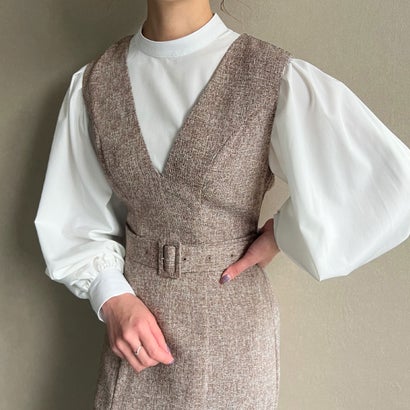 ジュノア JUNOAH ベルト付きツイードジャンパースカート （ライトブラウン）