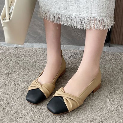 デューリリー Dewlily スクエアトゥチャンキーヒール 韓国ファッション 10代 20代 30代 上品 大人っぽい ローヒール 長時間 疲れにくい 脚長効果 （ブラック×ブラウン）