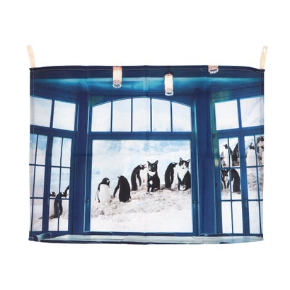 ジュビリー Jubilee ファブリックポスター 窓に風景と猫デザイン （その他15）