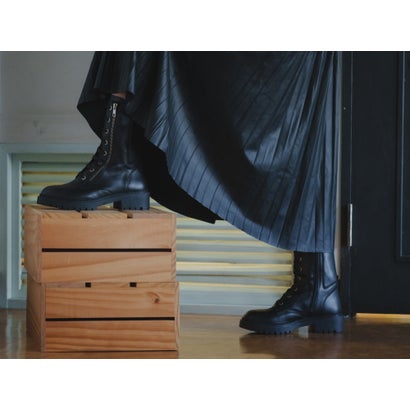 ウニサ UNISA レースアップミドルブーツ （ブラック）