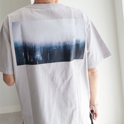ジーラ GeeRA バックフォトプリントTシャツ (グレー)