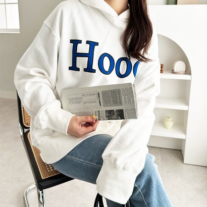 ジーラ GeeRA 裏毛ロゴプリントパーカー (ホワイト)