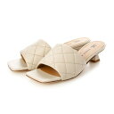 ファビオルスコーニ FABIO RUSCONI レザーキルティングサンダル (ホワイト)