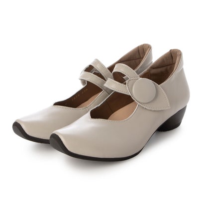 アモーラ AMORA 外反母趾の方にも優しい幅広甲ベルトヒールパンプス （グレージュ）