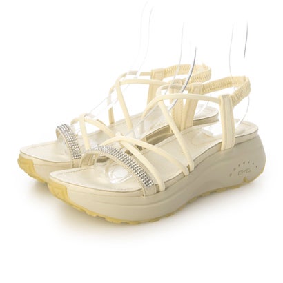 ブソラ bussola キラキラストラップスポーツサンダル （オフホワイト）