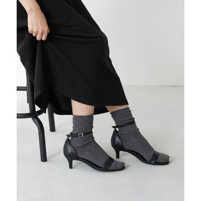 メヌエ Menue 華奢 アンクルストラップ サンダル （1020ブラックPU）