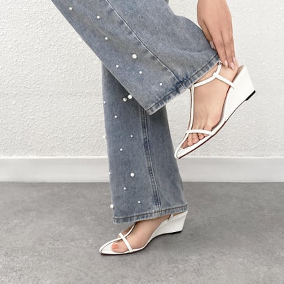 マミアン mamian 6.0cm ポインテッドトゥTストラップウェッジソールサンダル／m50007 （ホワイト）