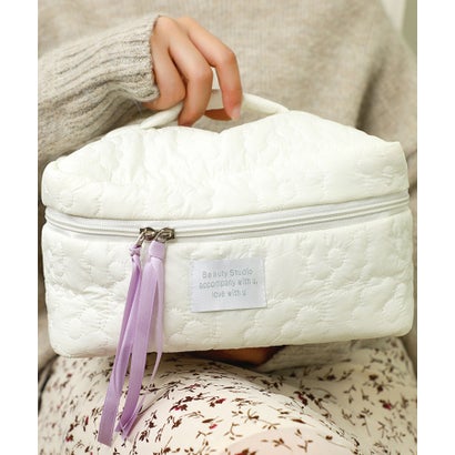 フロージュ florge 【大容量・持ち手付き】フラワーキルトふっくらメイクポーチ/トラベルポーチ （ホワイト）