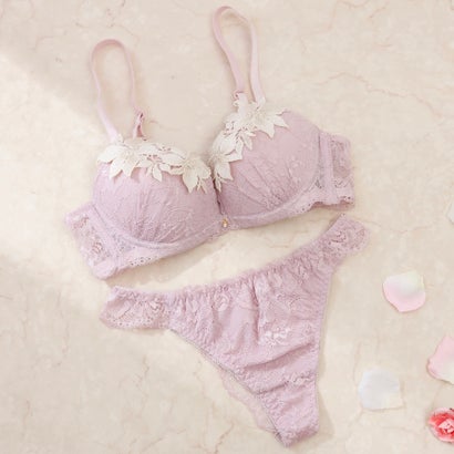 パリーゼ Palissee 【脇高】エレガントケミカルフラワー3/4モールドカップブラ&バックレースTバック 【返品不可商品】 (ピンク)