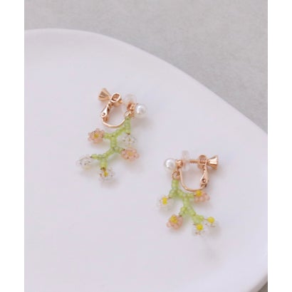 スリーフォータイム Three Four Time ビーズフラワーイヤリング (ホワイト)