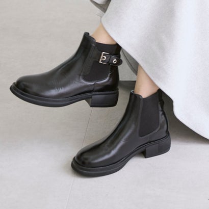 本革サイドゴアベルテッドショートブーツ （ブラック）