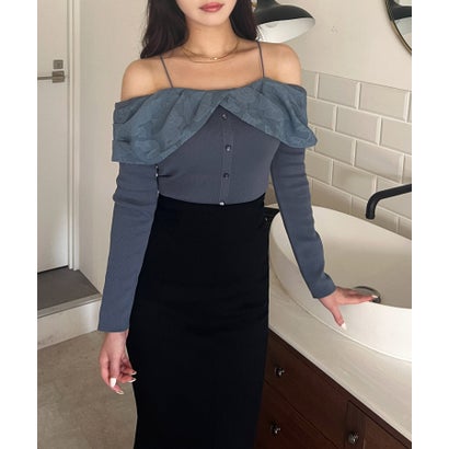 ロイヤルパーティー ROYAL PARTY ジャガードフラワードッキングオフショルニットトップス （ブルー）