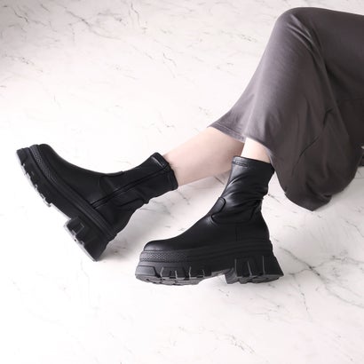 ヴィヴィアン VIVIAN 厚底トラックソールストレッチショートブーツ （ブラック）