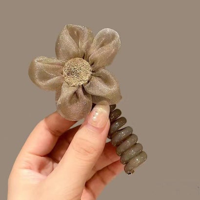 ショッピングゴー shoppinggo プリングヘアゴム はな ヘアゴム くるくる オシャレ 髪飾り コイルポニー ワイヤーポニー まとめ髪 プチプラ （キャメル）