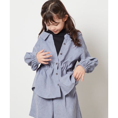 ◆これ1枚でおしゃれに決まる！レイヤード風トップス◆【デザイン】・こなれ度抜群！抜き衿シャツコーデが楽しめるトップス。 ・インナーとシャツがベストなバランスでくっついているので着崩れを気にすることなくコーデが決まる優れもの ・ウェストがゴムのドロストになっているのででシェイプすればメリハリシルエットでスタイルアップ効果も◎ シェイプしないでふわっとしたオーバーシャツとしてのシルエット感も楽しめる◎ 【素材】・カットソー部分は、伸縮性のある素材。 ・シャツ部分は、柔らかく軽い布帛素材。【スタイリング】・かっちり見えがちなシャツも抜き衿コーデで柔らかさと抜け感のあるスタイルに。 ・大人っぽいデザインなので、スキニーパンツやテーパードパンツと合わせた姉っぽスタイルもおすすめ！ ・すっきりしたシルエットのボトムあわせがバランスよくまとまります。 ・ドロストを絞ってメリハリコーデに◎ ・ドロストを絞らないで、ゆったりしたオーバーシャツコーデも大人っぽくておすすめ◎【カラー】・ライトブルー…秋に取り入れやすい、少しくすんだブルー。 ・グレー…コーデが引き締まる大人っぽいグレー。----------------透け感：なし裏地：なし伸縮性：なし光沢感：ややあり生地の厚さ：普通----------------≪お気に入り登録機能の使い方≫■商品のお気に入り登録（ハートマークをクリック）再入荷通知や値下げ等、お得なご案内を受けることができます。 ※WEB・一部店舗限定販売です。※同じデザインの120サイズ/130サイズ/140サイズ/150サイズございます。120サイズ/130サイズ商品コード:KJBJV30029140サイズ/150サイズ商品コード:KJBJW30034----------------※サンプルでの撮影となるため、実際にお届けする商品と仕様やサイズが異なる場合がございます。※商品画像は、光の当たり具合やパソコンなどの閲覧環境により実際の色味と異なって見える場合がございます。 商品の色味の目安は商品単体の画像をご参照ください。【製品寸法】160：着丈60.6 身幅66.5 肩幅56.6 そで丈47【素材】本体 ポリエステル 99% ポリウレタン 1% 別布部分 ポリエステル 100%160cm : 【着丈】60.6cm / 【肩幅】56.6cm / 【胸囲】133cm / 【袖丈】47cm別カラーはこちら！ グレー(ダークグレー)