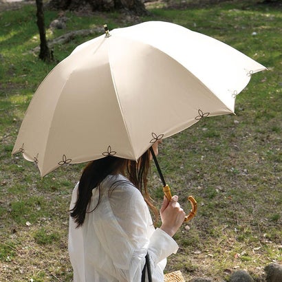 【Wpc.公式】日傘 UVO(ウーボ)8本骨 刺繍スカラップ 55cm 完全遮光 UVカット100% 遮熱 晴雨兼用 大きめ 晴雨兼用日傘 レディース 長傘 (ベージュ)