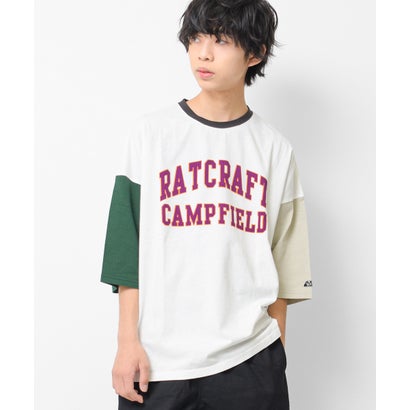 CAMPFIELDスーパービッグTシャツ。RATEFFECTアウトドアデザインシリーズ◎フロントに「CAMPFIELD」ロゴを配し、左袖にはテントマーク刺繍をデザインしています。遊び心のあるデザインにアウトドアらしい配色がgoodです。シルエットはスーパービッグにすることでトレンド感のある雰囲気に仕上げています。【製品寸法】身丈/身幅/肩幅/袖丈120：50/47.5/52.5/16.5130：54/50/55/18140：58/52.5/57.5/20150：62/55/60/22160：66/57.5/62.5/23.5170：70/60/65/25.5【素材】(本体)綿100%(リブ部分)綿95%ポリウレタン5%別カラーはこちら！ ブラック　グリーン(ダークグリーン)
