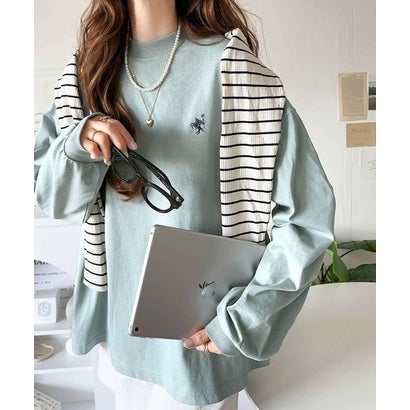 クラシカルエルフ Classical Elf 大人リラックススタイル。ワンポイント刺繍モックネック長袖Tシャツ（無地・ボーダー） （グリーン）