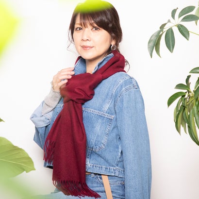 カシュミー Cashmee 飯島直子さん×Cashmeeコラボ企画「Cashmee.N」カシミヤ マフラー カシミア100% ベーシック ウェーブ ロングマフラー 無地 (ワインレッド) カシュミー Cashmee 飯島直子さん×Cashmeeコラボ企画「Cashmee.N」カシミヤ マフラー カシミア100% ベーシック ウェーブ ロングマフラー 無地 (ワインレッド)