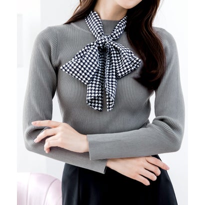 ジュリアブティック JULIA BOUTIQUE 着回しが効くアイテム。スカーフ付きリブニットトップス (グレー) ジュリアブティック JULIA BOUTIQUE 着回しが効くアイテム。スカーフ付きリブニットトップス (グレー)