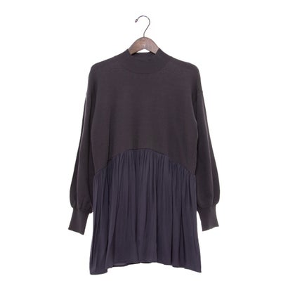 アンナニコラ Anna Nicola 異素材切り替えペプラムニットプルオーバー （チャコールグレー）