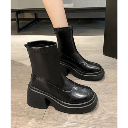 PUレザーショートブーツ バックジッパー