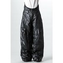 ユリウス JULIUS Coated Satin Seamed Wide Pants(BLACK)