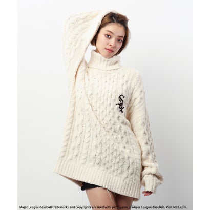 バック トゥー ザ フィールド （ビーティーティーエフ） BACK TO THE FIELD (BTTF) 【MLB】ハイネックモールニットトップス （オフホワイト）