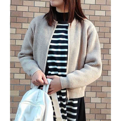 キュー Q ノーカラージップカーデ (ベージュ)