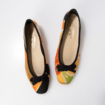 ハキモノ 履着物 【日本製】【履着物】西陣織や着物（天然シルク）素材で製作したあなただけのオンリー..