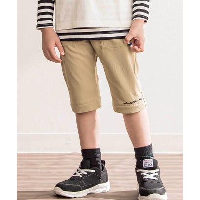 長い期間着用できるコンバーチブルパンツ。ひざ下のファスナーを外すと、ロングパンツからひざ下 (6分丈) のハーフパンツに変身する優れもの♪太めシルエットでゆったりと履きやすくファスナーが当たる心配もありません。取り外し用のファスナーは左右で...