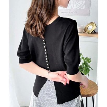 クラシカルエルフ Classical Elf 華やかで洗練されたスタイルを演出。前後2wayパール多ボタン半袖ニットプルオーバー（半袖） （ブラック）