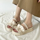 シューズインクローゼット Shoes in Closet -シュークロ- 軽量厚底 2WAY ボリューム ラッフル / フリル サンダル 6908 (アイボリー/スムース)