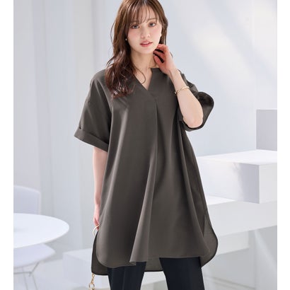 アロッタ Alotta スキッパーとろみブラウスチュニック (チャコール) アロッタ Alotta スキッパーとろみブラウスチュニック (チャコール)
