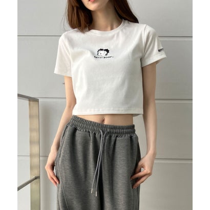 ミージェーン me Jane BETTY BOOPフロント刺繍ショート丈Tシャツ (オフホワイト) ミージェーン me Jane BETTY BOOPフロント刺繍ショート丈Tシャツ (オフホワイト)