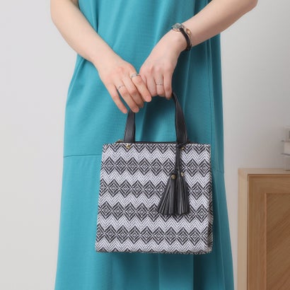 イッツデモ ITS'DEMO タッセル付きミニトート （ブラック(119)）