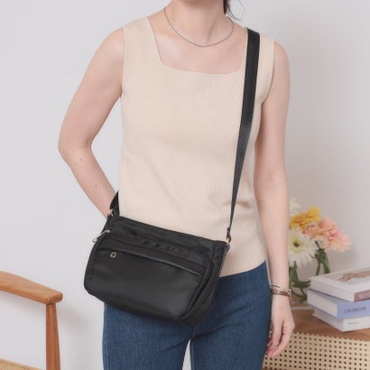 イッツデモ ITS'DEMO 撥水8ポケットコンビショルダー (ブラック(019)) イッツデモ ITS'DEMO 撥水8ポケットコンビショルダー (ブラック(019))